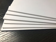 Υπαίθριος άσπρος εξωθημένος PVC υψηλός αντίκτυπος αντιδιαβρωτικό ISO9001 πινάκων αφρού
